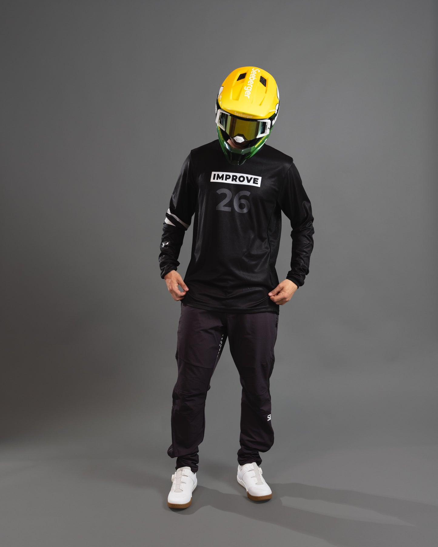 IMPROVE Racing Jersey – Black